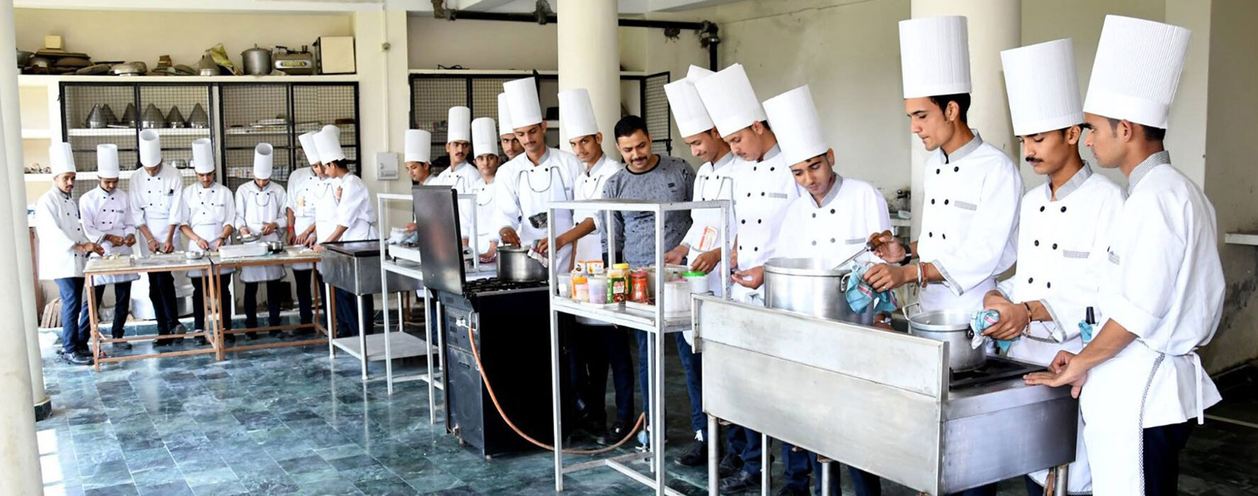 Real Estate Listings slideshow